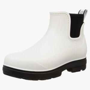 NWT UGG Droplet Rain Boot White